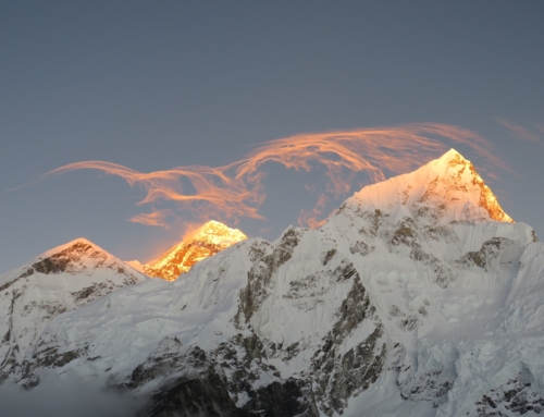 NEPAL AMA DABLAM & MT. EVEREST BASE CAMP TREKKING SOWIE GOKYO